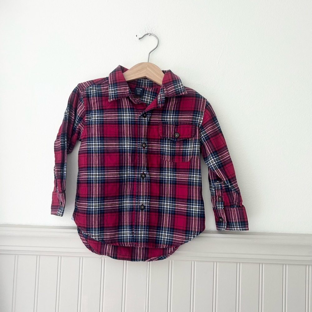 GAP Boys 2T Toddler Kids Red White and Blue Cotton Plaid Button Down Shirt